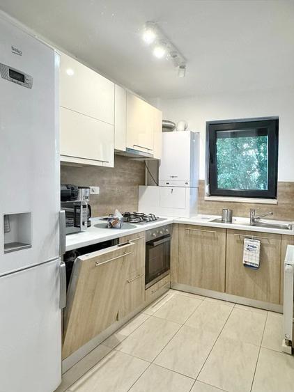 Apartament cu 2 camere decomandat în Banu Manta