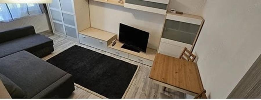 Garsonieră decomandată în Micro III