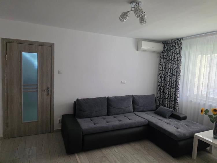 Apartament cu 2 camere semidecomandat, mobilat în Ultracentral