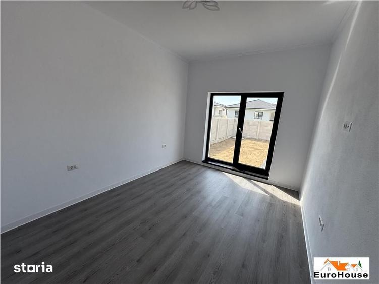 Casă cu 4 camere cu Teren 424 Mp în Central
