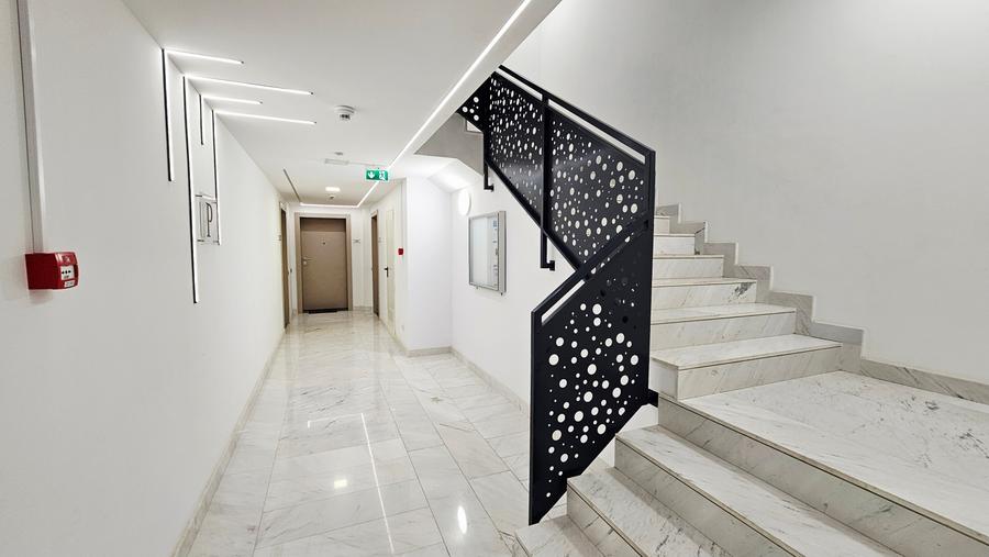 Apartament cu 2 camere semidecomandat în Aviației