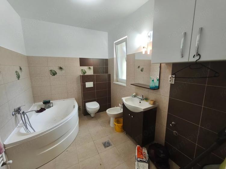 Chi?oda casa 7 camere 1200 euro - 10