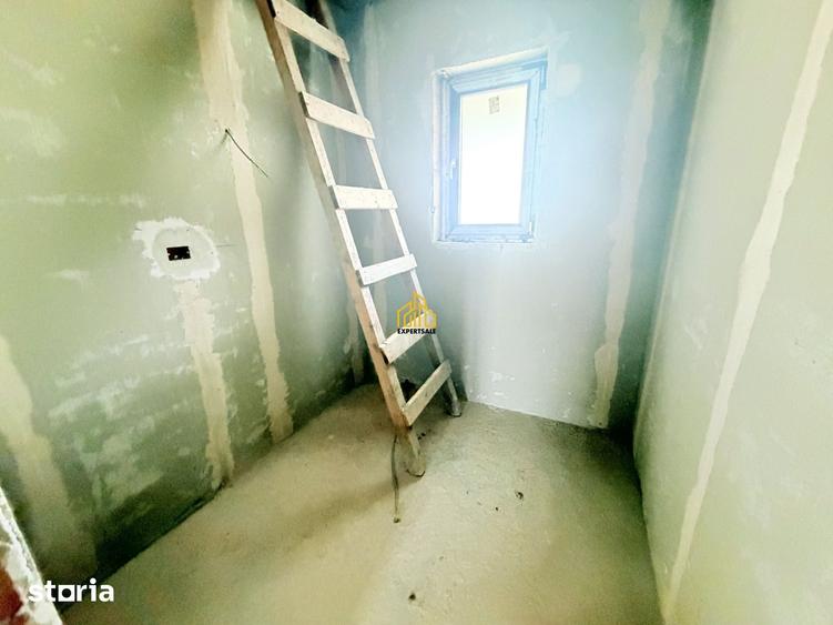 Casă cu 3 camere cu Teren 250 Mp în Central