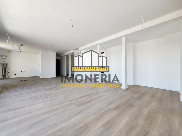 Apartament cu 4 camere semidecomandat în Theodor Pallady