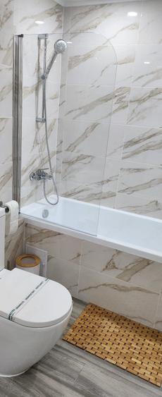 Apartament cu 3 camere decomandat în Olimp