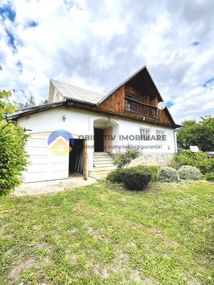 Casă cu 7 camere cu Teren 1079 Mp în Viișoara
