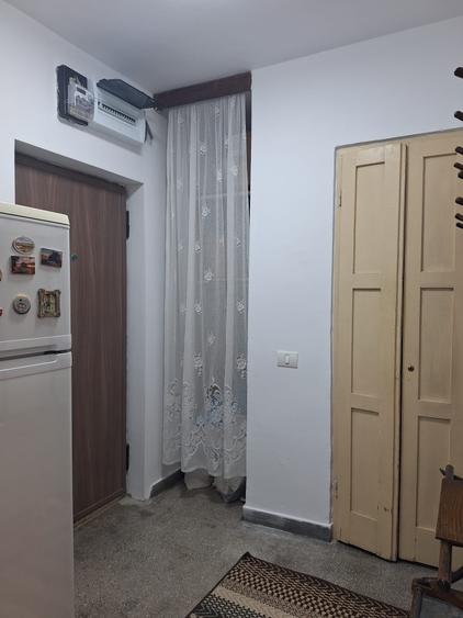 Apartament cu 2 camere decomandat în Delfinariu