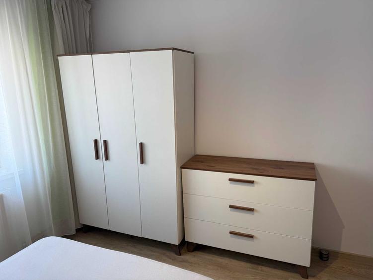 Apartament cu 2 camere decomandat în Plopilor