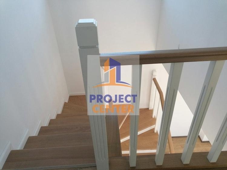 Casă cu 4 camere cu Teren 250 Mp în Budeasa
