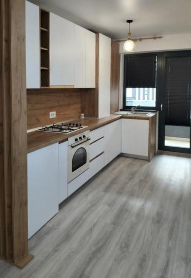 Apartament cu 2 camere semidecomandat în Micro 17