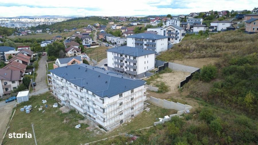 Apartament cu 6 camere decomandat în Central