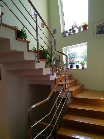 Casă individuală cu 4 camere în Central