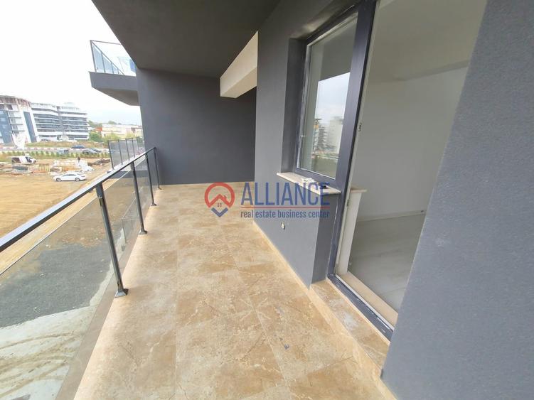 Apartament cu 2 camere semidecomandat în Est