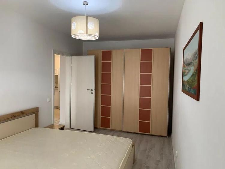 Apartament cu 2 camere semidecomandat, mobilat în Andrei Mureșanu
