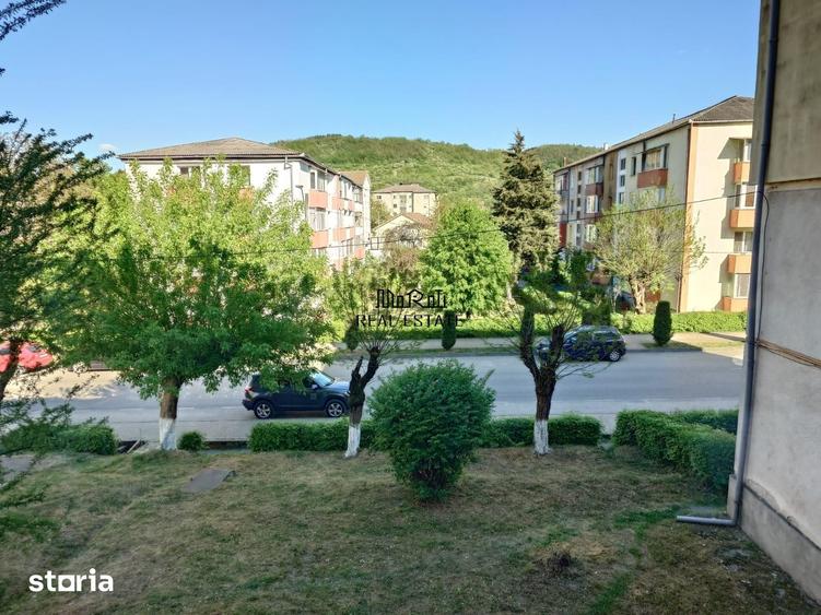 Apartament cu 2 camere decomandat în Mesteacăn