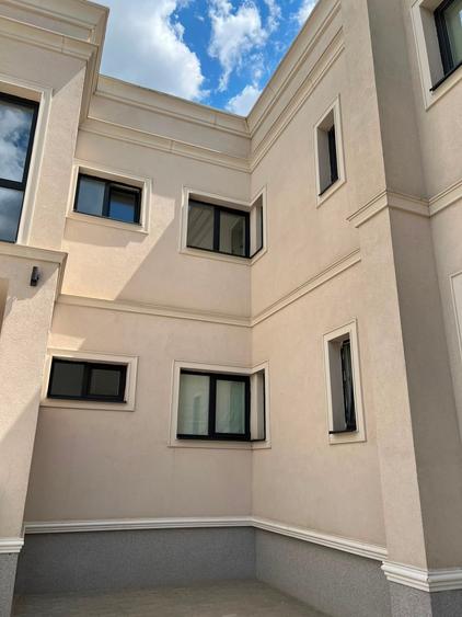 Apartament cu 4 camere semidecomandat în Corbeanca