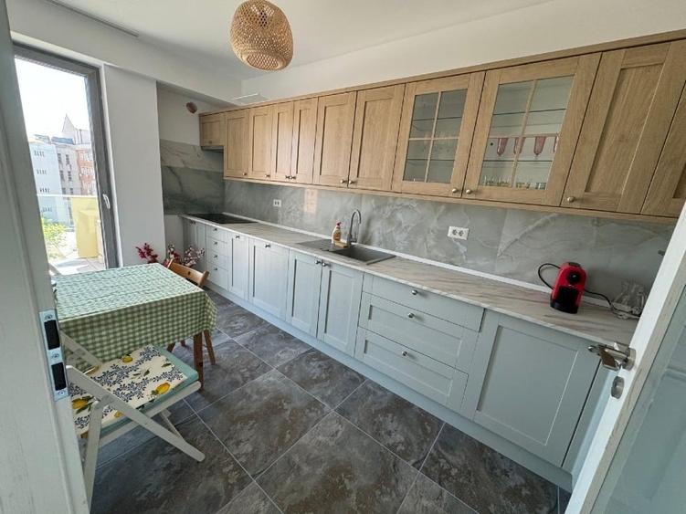 Apartament cu 2 camere semidecomandat, mobilat în Mănăștur