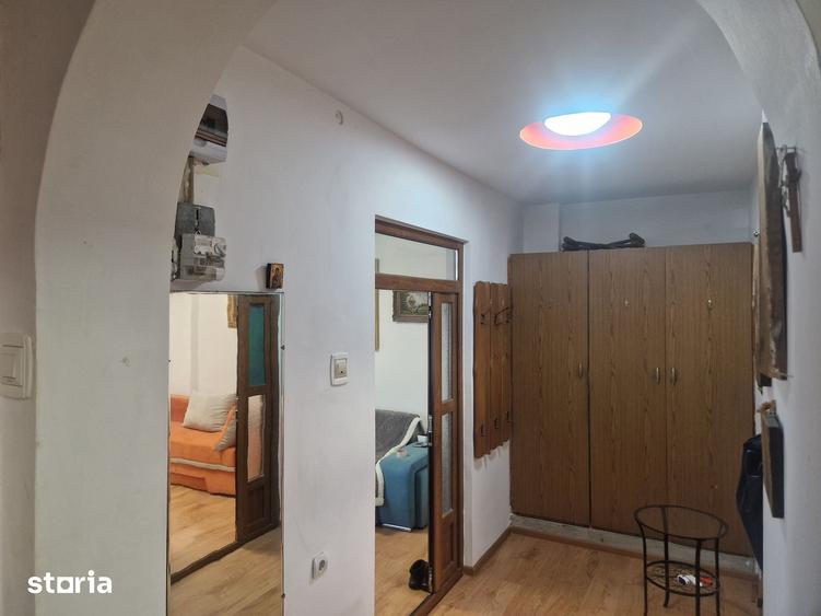 Casă cu 4 camere cu Teren 204 Mp în Gheorghe Doja
