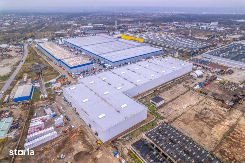 Spațiu comercial, de 2,411 mp, în Est