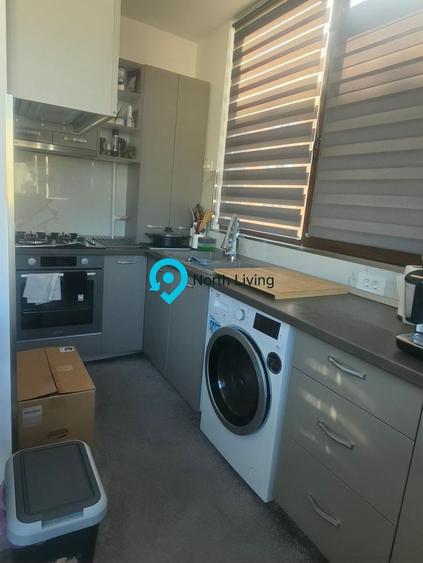 Apartament cu 3 camere decomandat în Roșu