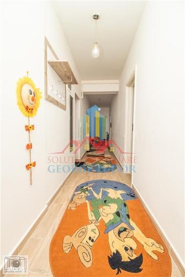 Apartament cu 2 camere decomandat în Roșu