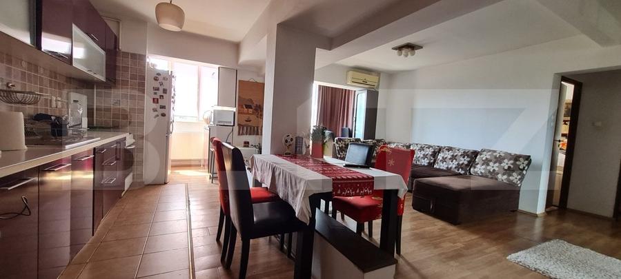 Apartament cu 3 camere semidecomandat, mobilat în Gării