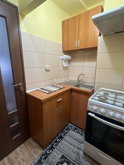 Inchiriez apartament 2 camera Tractorul Brasov