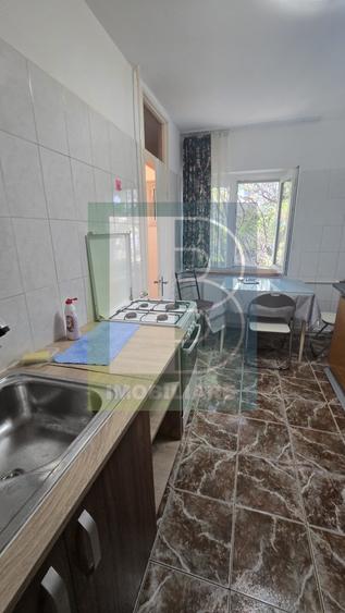 Apartament cu 2 camere decomandat, mobilat în Vitanul Nou