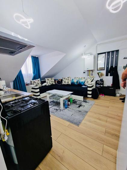 Apartament cu 2 camere, mobilat în Galata