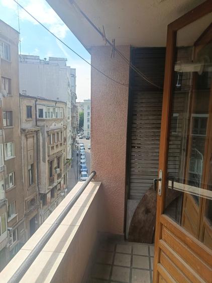 Apartament cu 2 camere semidecomandat în Cișmigiu