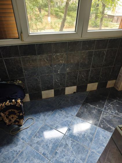Apartament cu 3 camere semidecomandat în Drumul Taberei