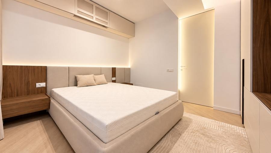 Apartament cu 3 camere decomandat, mobilat în Pipera