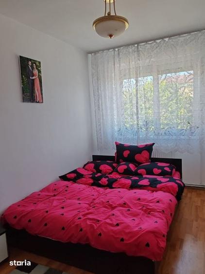 Apartament cu 4 camere decomandat în Gării