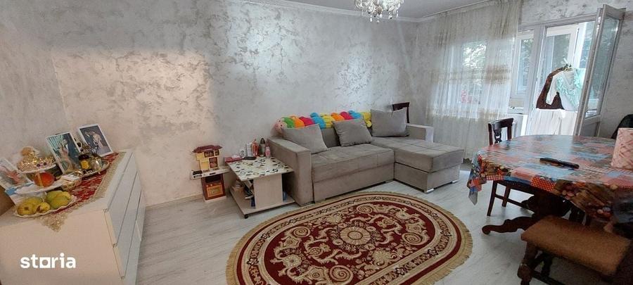 Apartament cu 3 camere decomandat în Unirii Sud