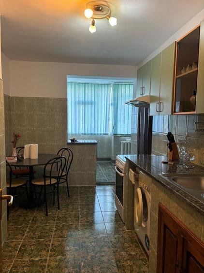 Apartament cu 4 camere în Ultracentral