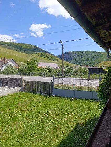 Vand casa cu teren 3040 mp, Petrestii de Jos, Cluj - 1