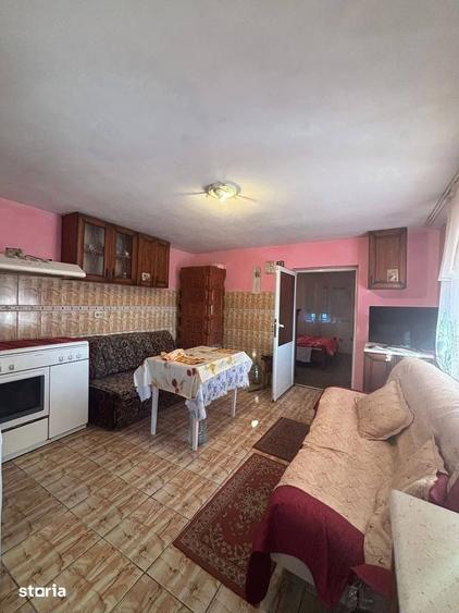 Casă cu 3 camere cu Teren 600 Mp în Central