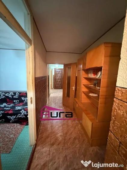 Apartament cu 3 camere decomandat în C5