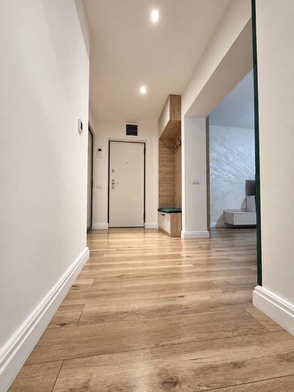 Apartament cu 3 camere decomandat în Călărași