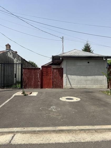 Casă cu 4 camere în Brăilița