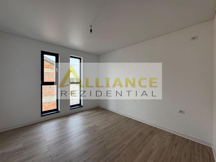 Casă individuală cu 4 camere cu Teren 320 Mp în Berceni