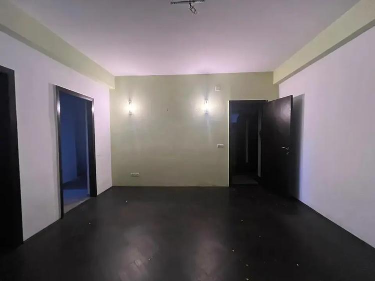 Apartament cu 2 camere semidecomandat în Romană