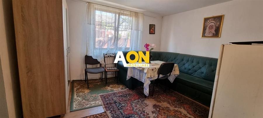Casă individuală cu 3 camere cu Canalizare în Central