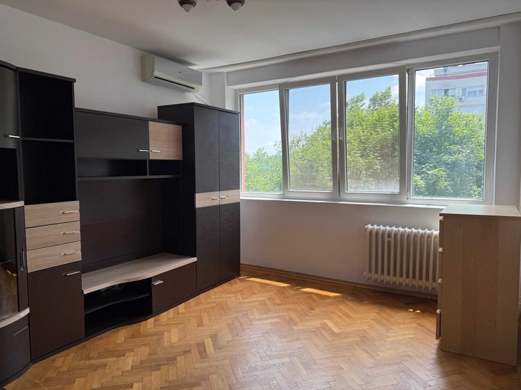 Proprietar | Vand Apartament 2 Camere Decomandat Piata Sudului, Sector 4, Bucuresti - 3