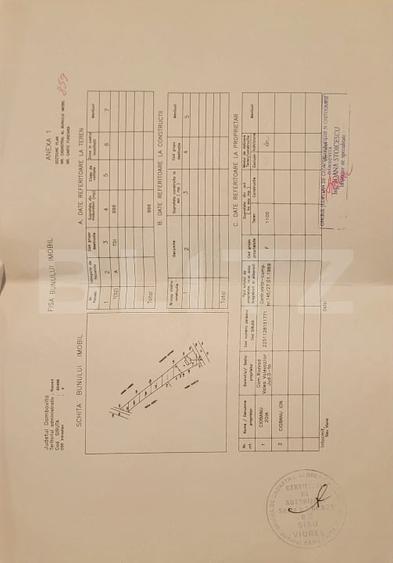Teren Construcții de 996 mp, în Est