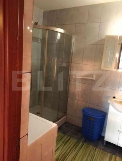 Apartament cu 2 camere semidecomandat, mobilat în Florești