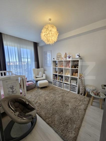 Apartament cu 4 camere decomandat, mobilat în Unirii