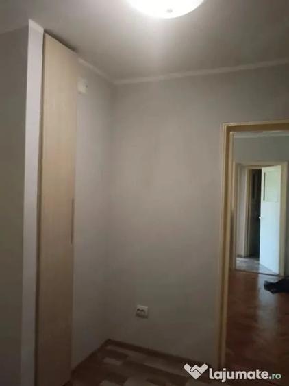 Apartament cu 2 camere semidecomandat în Ultracentral