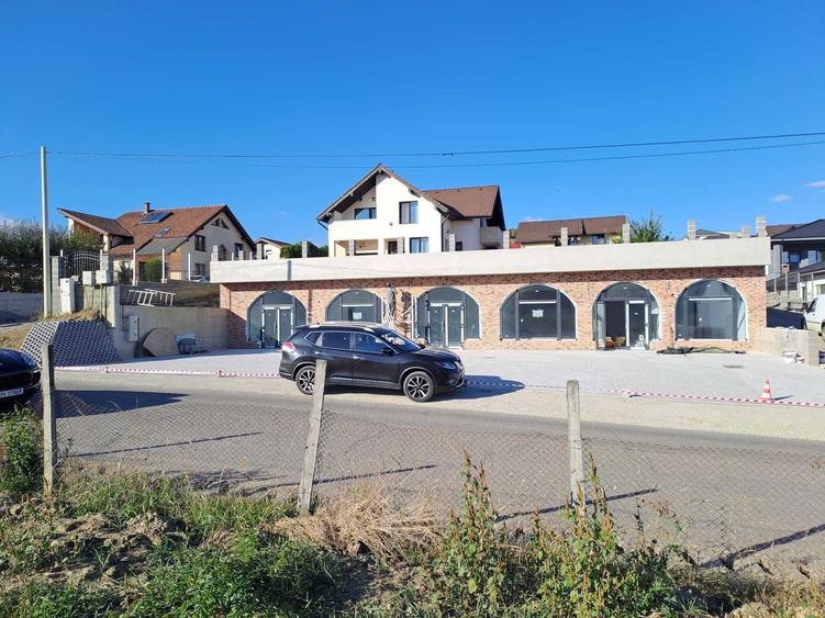 Spațiu comercial, de 230 mp, în Central