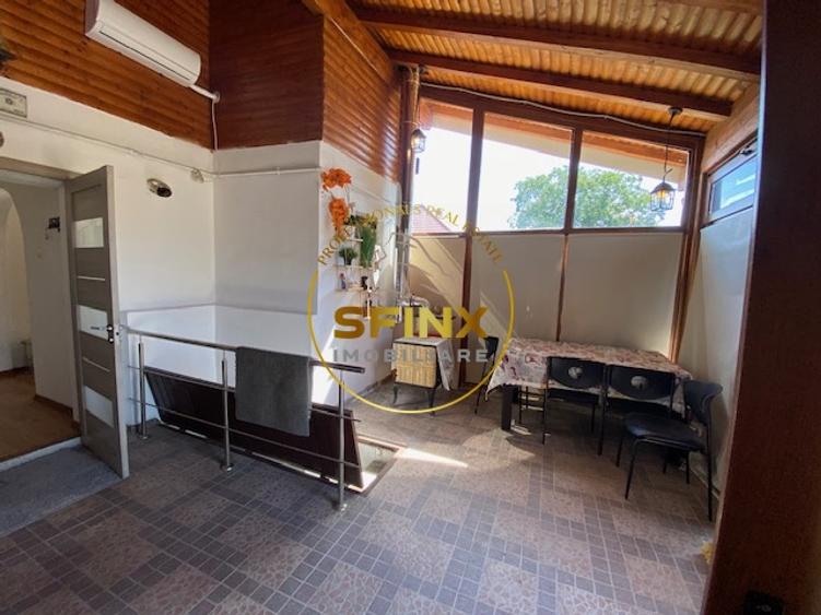 Casă individuală cu 4 camere cu Canalizare în Băicoi